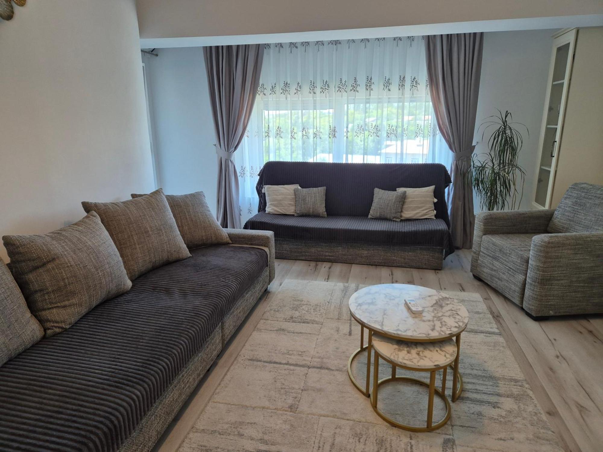 Suceava Apartment Ngoại thất bức ảnh